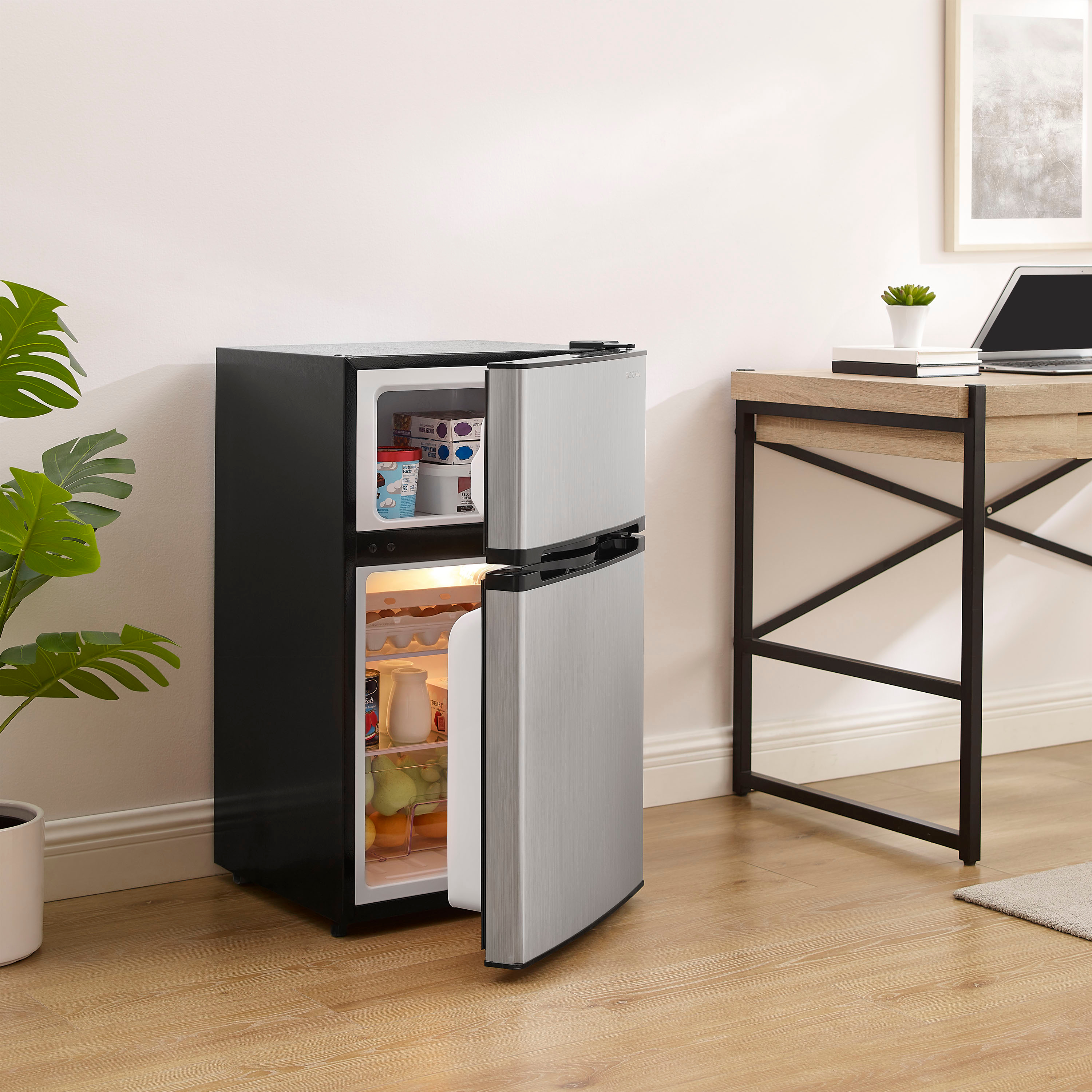 Insignia™ - 3.0 Cu. Ft. Mini Fridge with Top Freezer and ENERGY STAR Certification - Stainless Steel