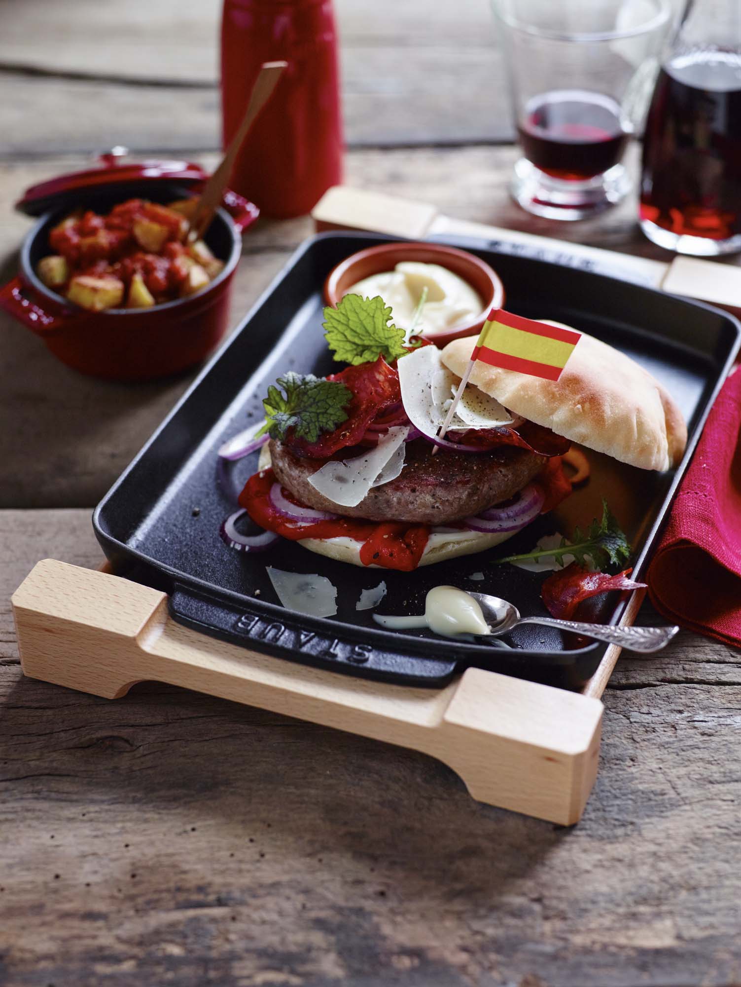 Staub Cast Iron 15 x 9