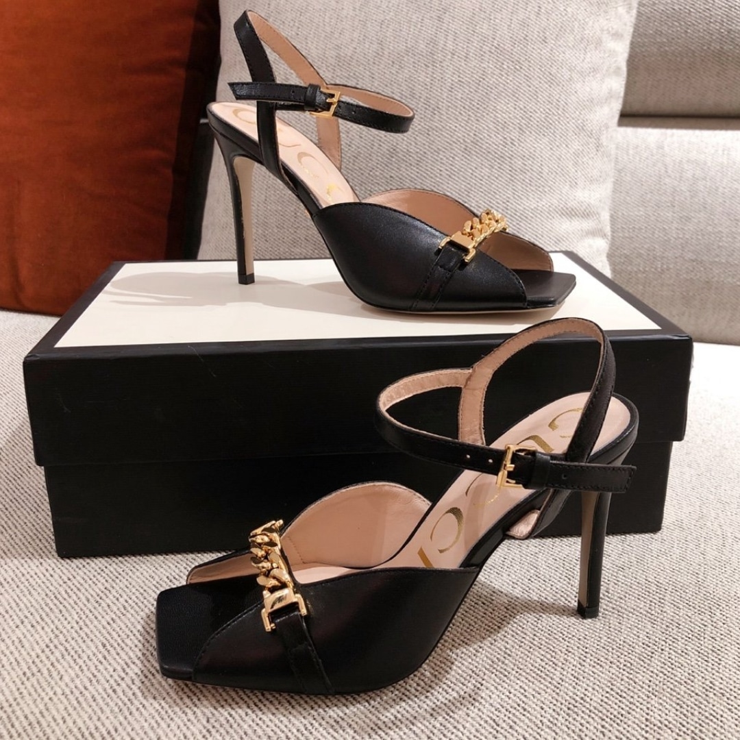 Gucci Ankle Buckle Strap Sylvie Chain Sandals In Black