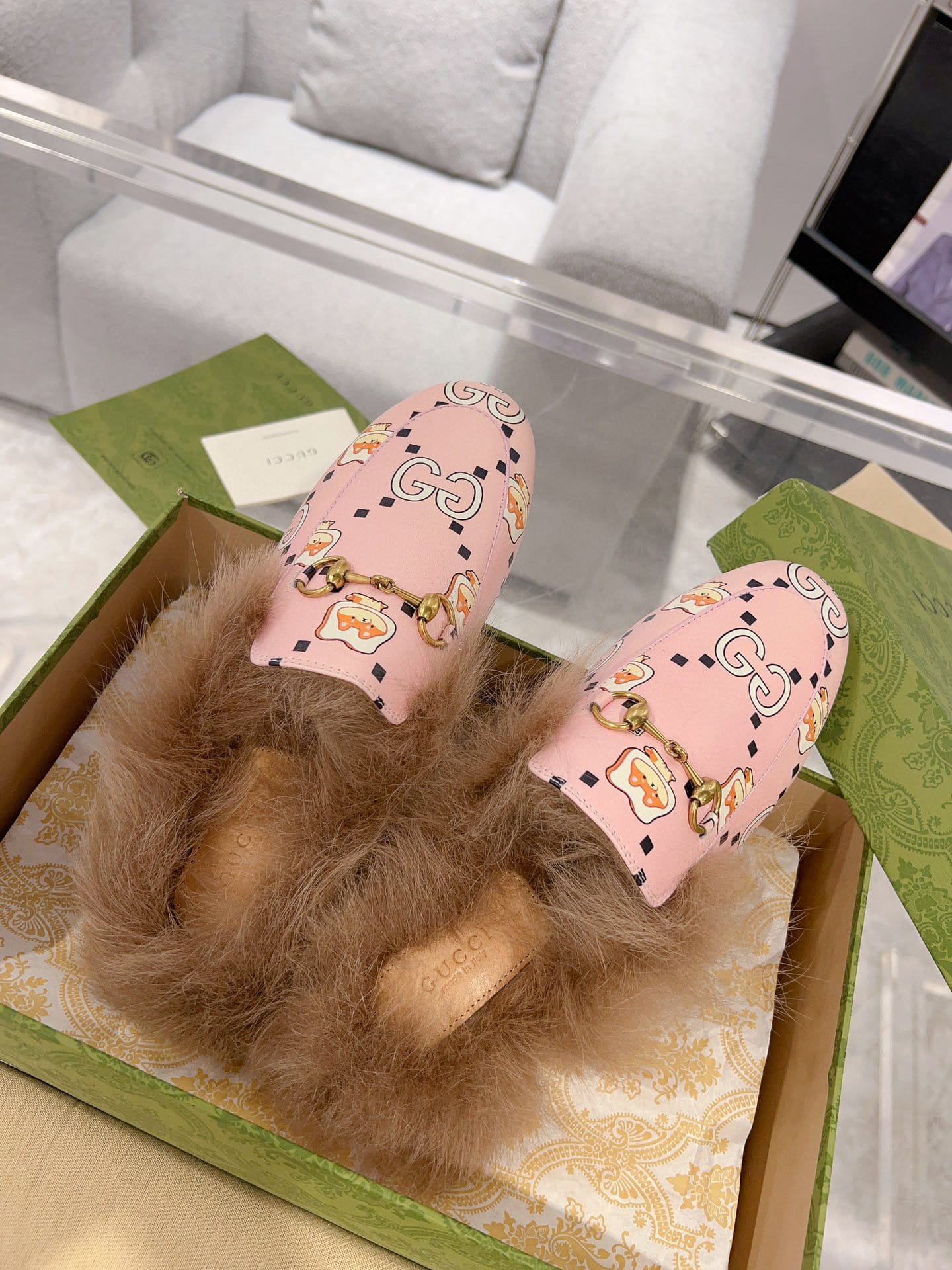 Gucci Womens Pink X Pikarar Kawaii Leather Fur Backless Loafers
