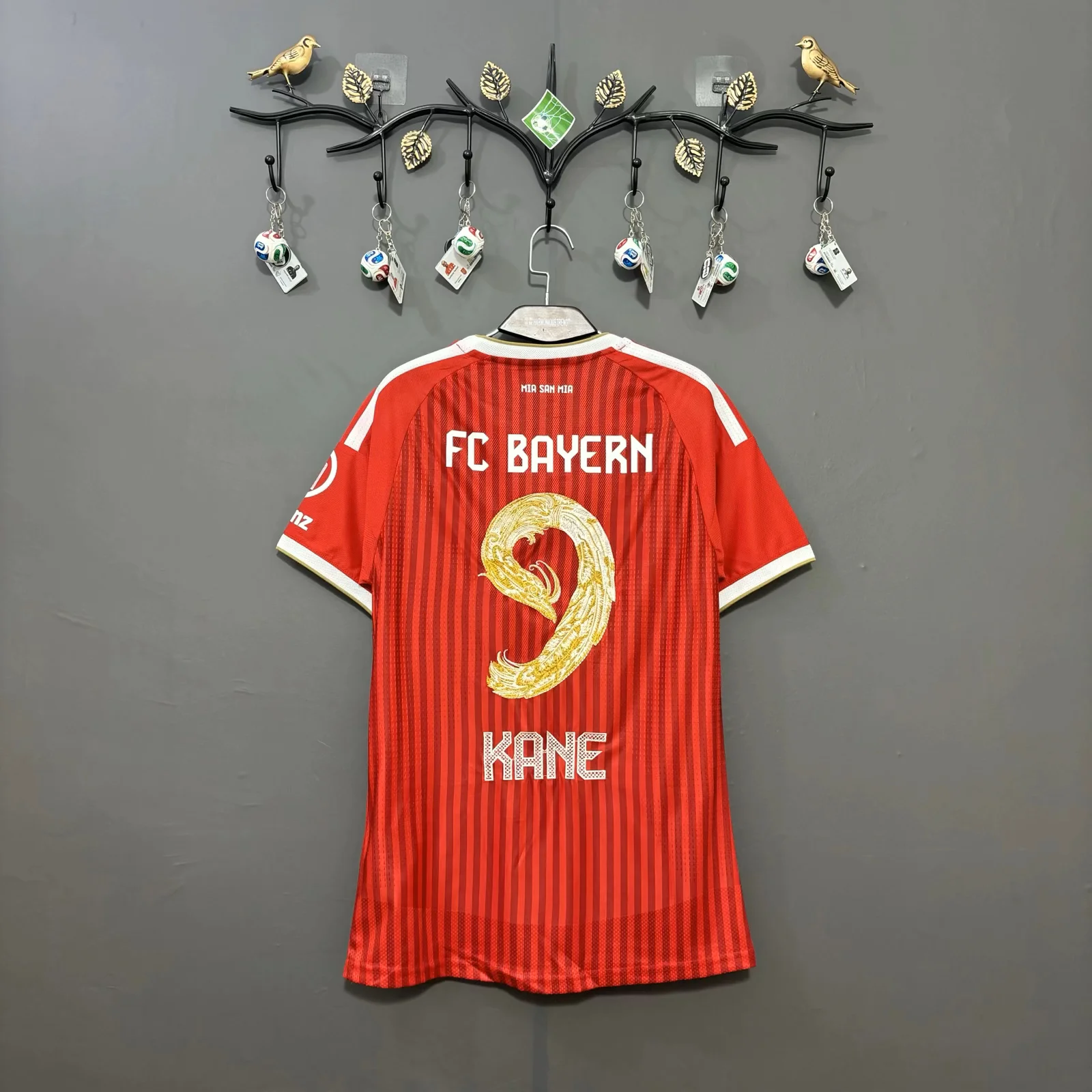 Player Version 2026/27 Bayern Munichen Home Jersey (Embroidered KANE #9）