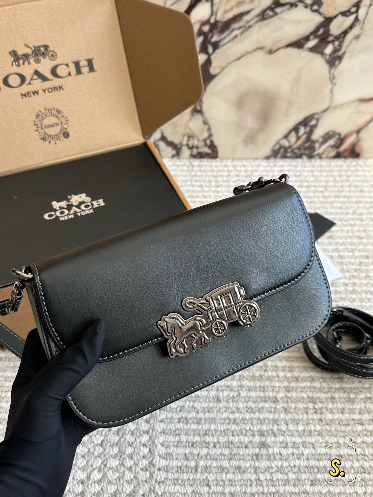 Coach's new small square bag - cnluxepick