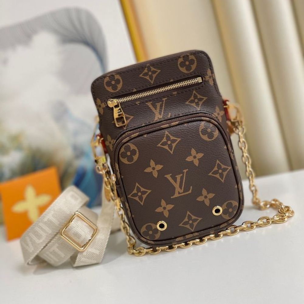 Louis Vuitton Utility Phone Pocket 19cm M80746