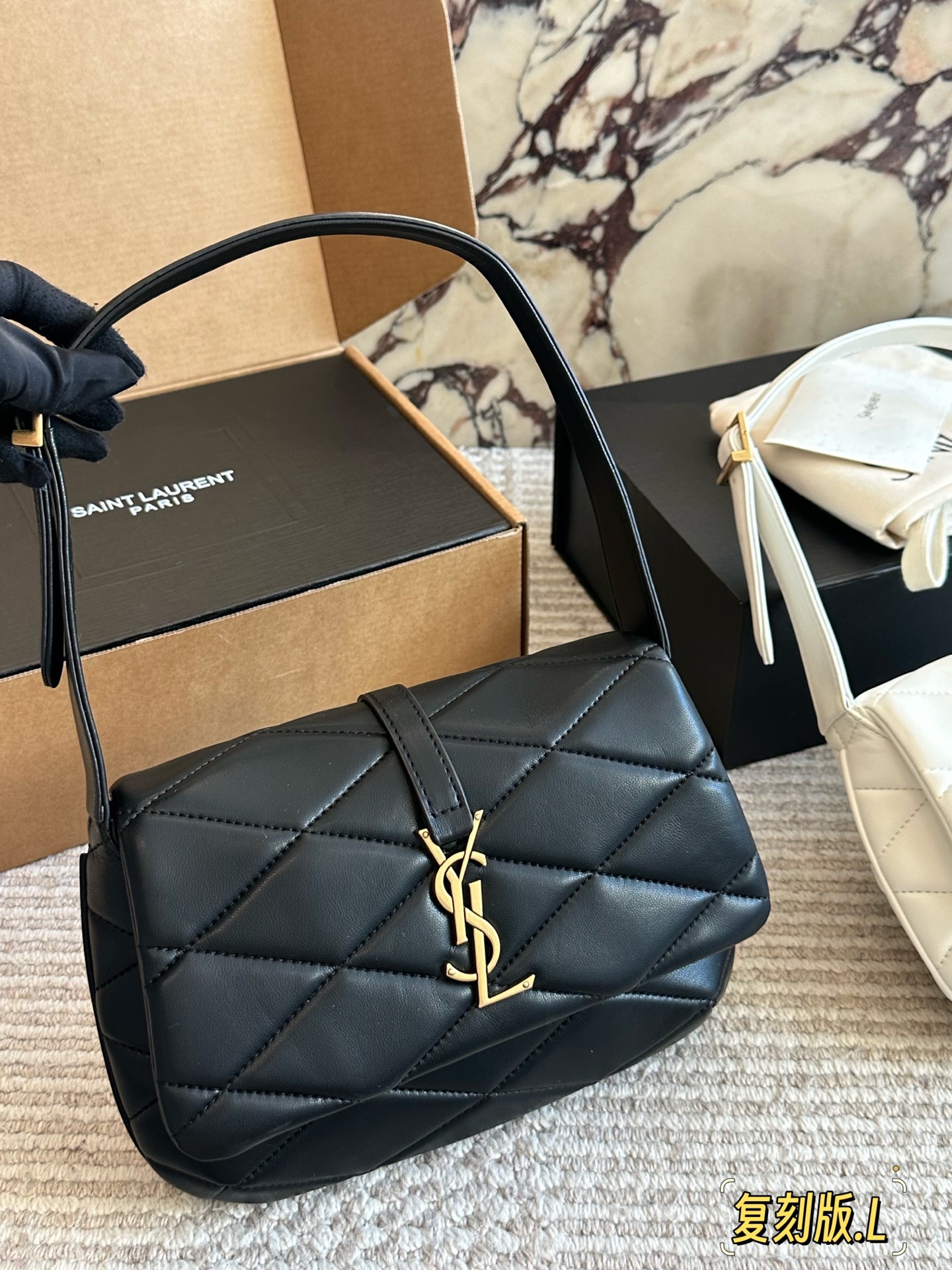 YSL shoulder bag - cnluxepick