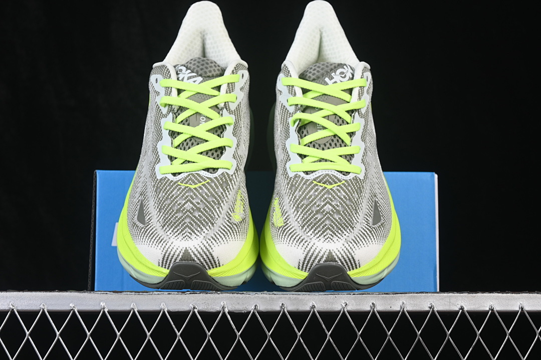 HOKA One One Clifton 9 All-terrain Everyday Road Running Shoes