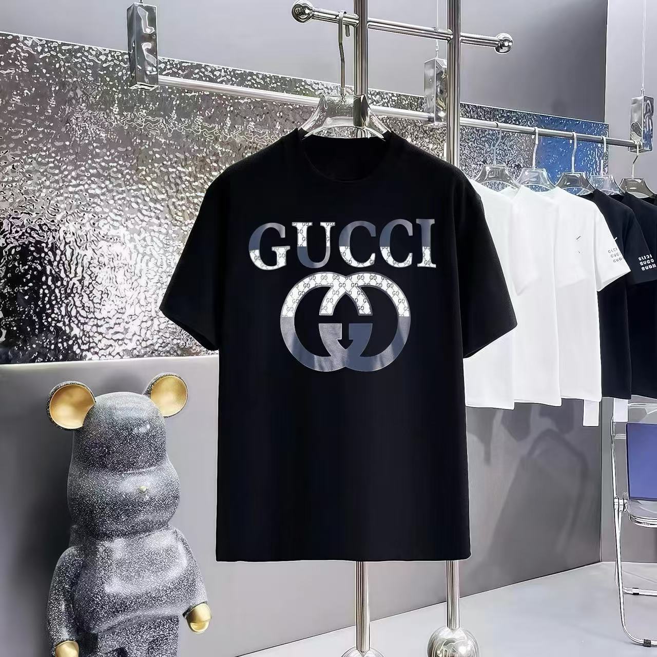 Gucci Printed T-shirt - cnluxepick