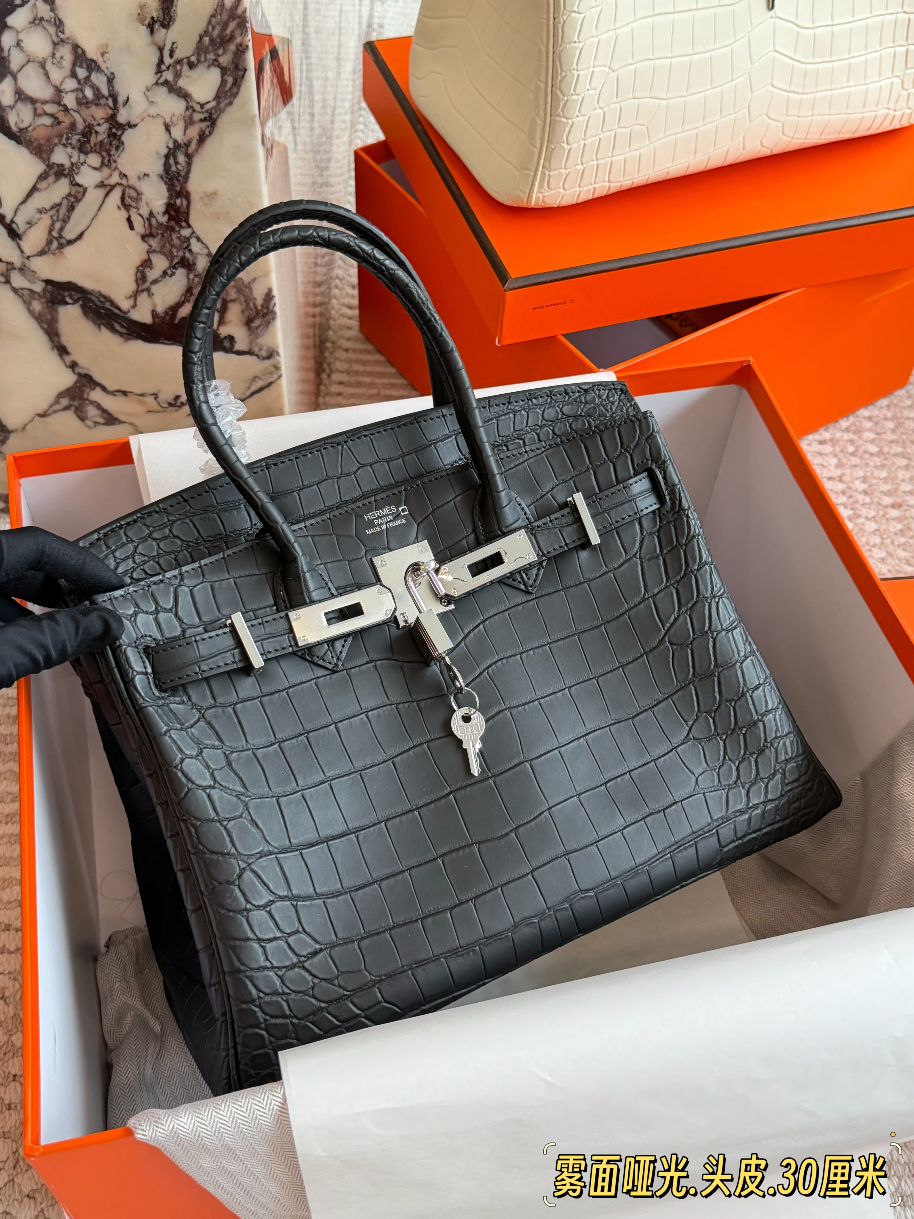 Hermes Birkin Matte Handbag - cnluxepick