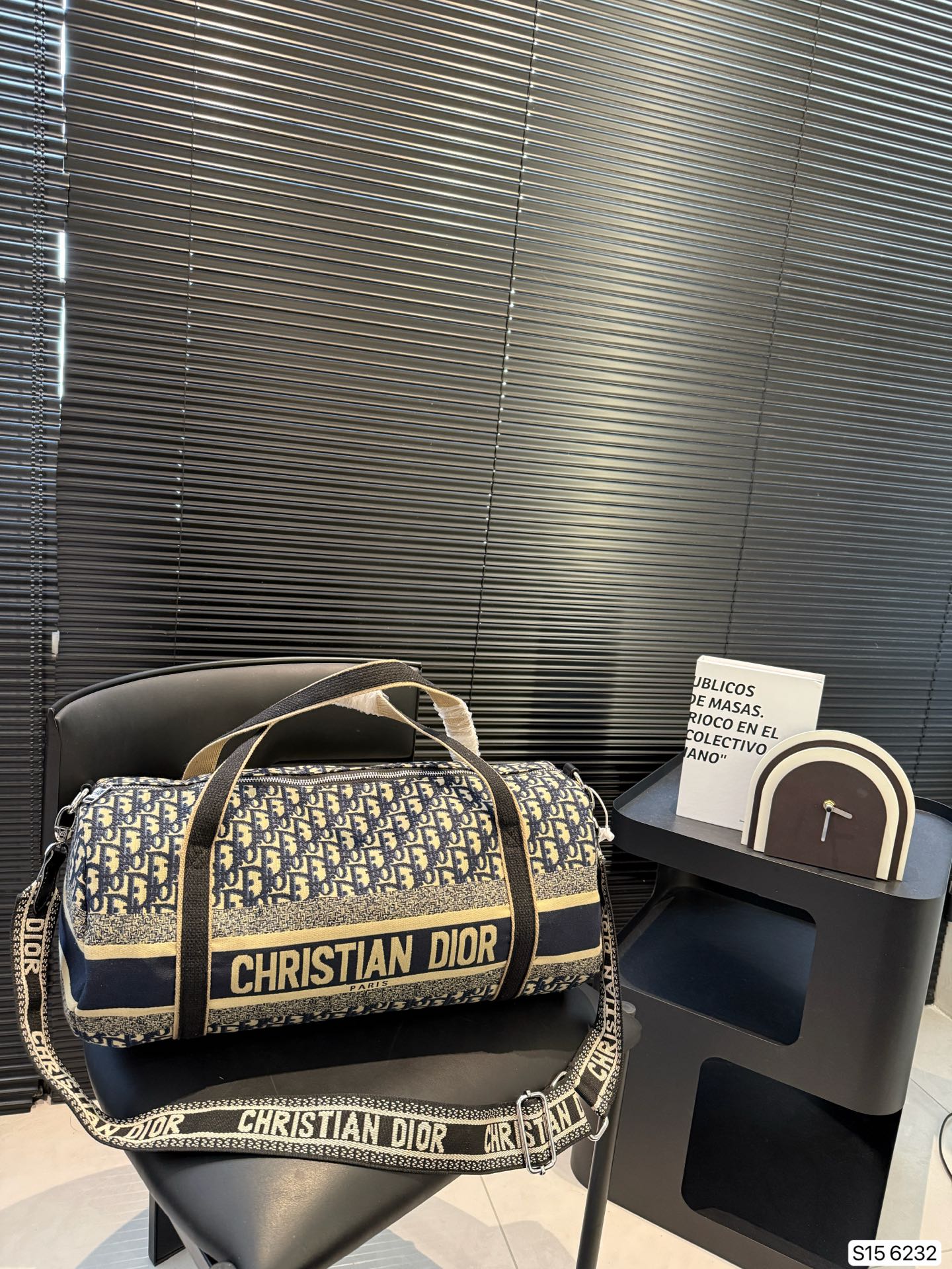 Dior travel bag is fashionable and simple - cnluxepick