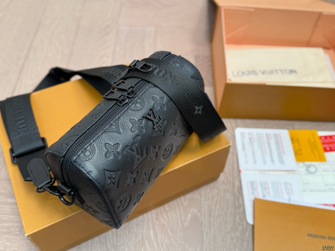 LV crossbody bag - cnluxepick