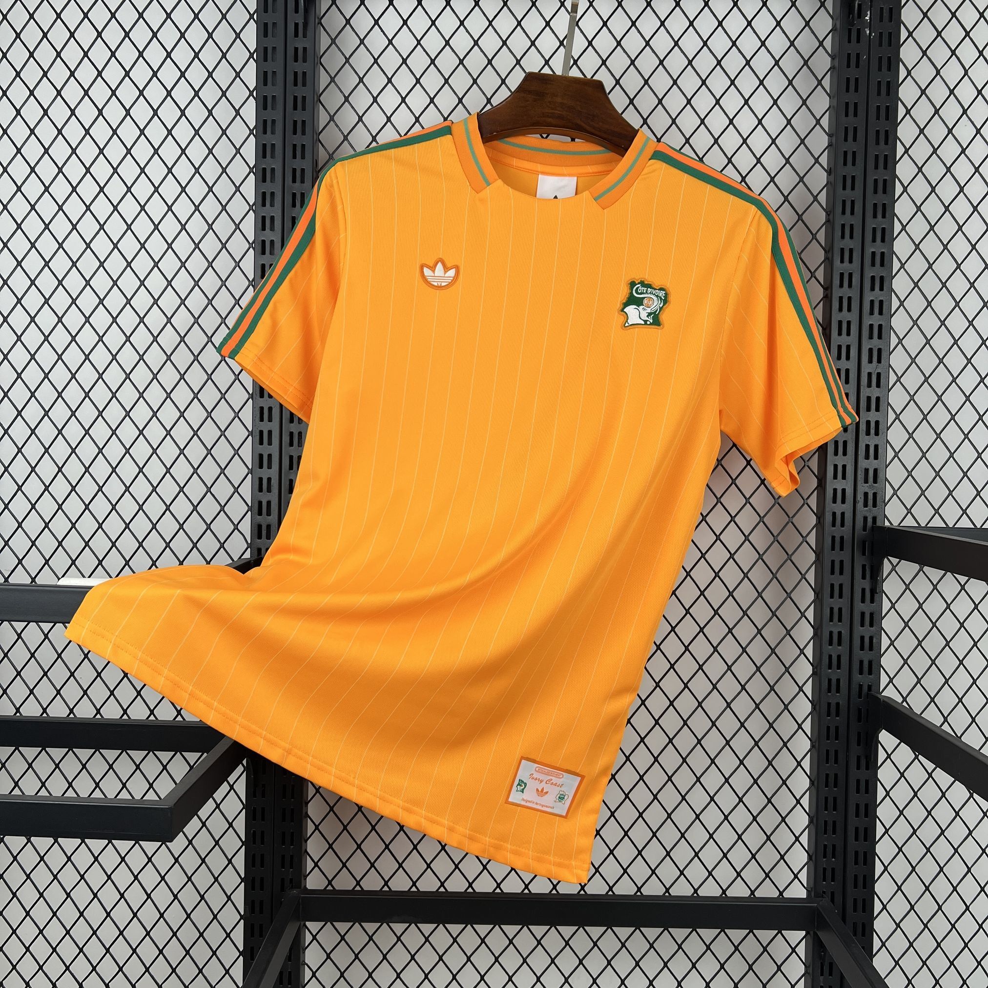 Cameroun maillot foot 2026 2027€14.99