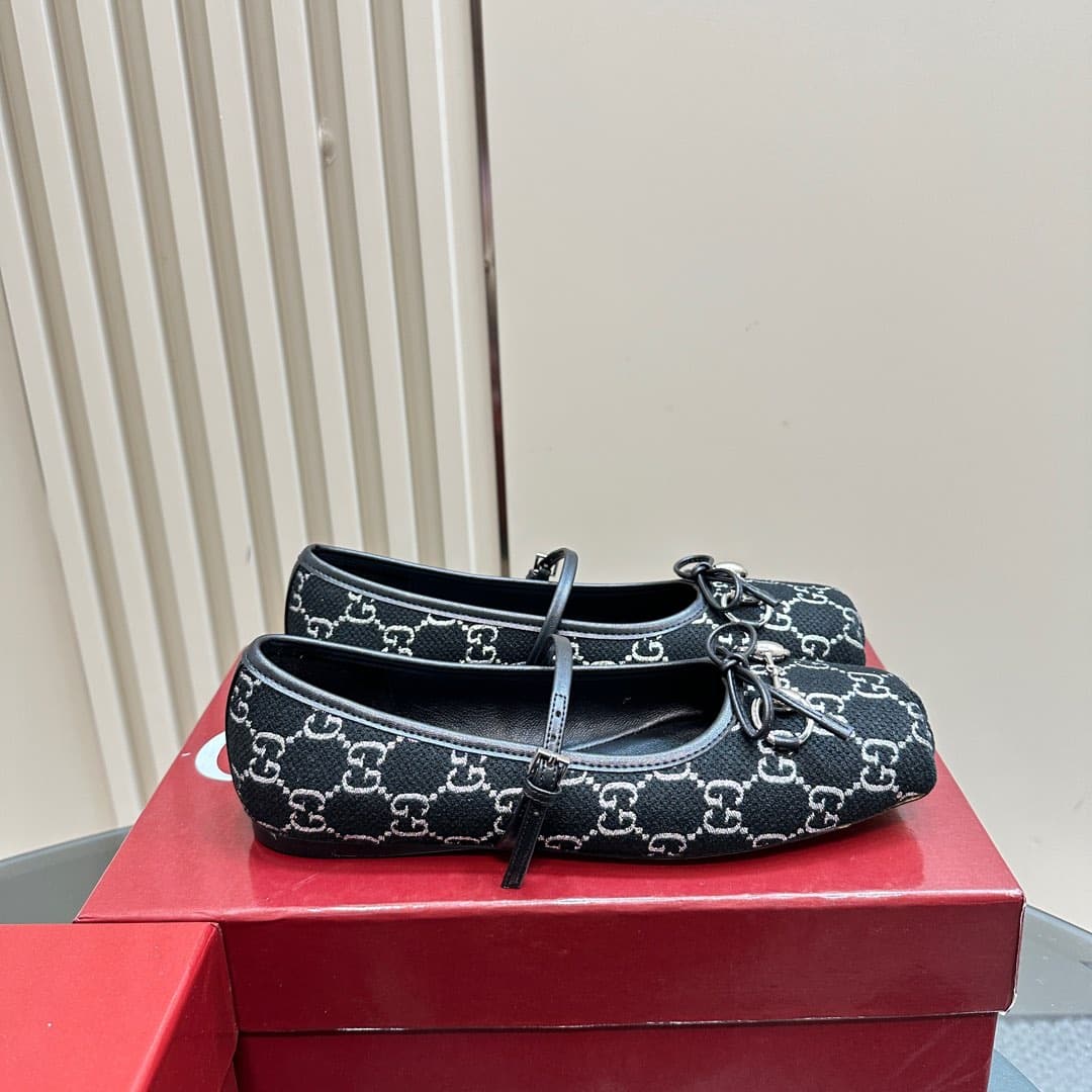 Gucci Women’S Horsebit Ballet Flat Black