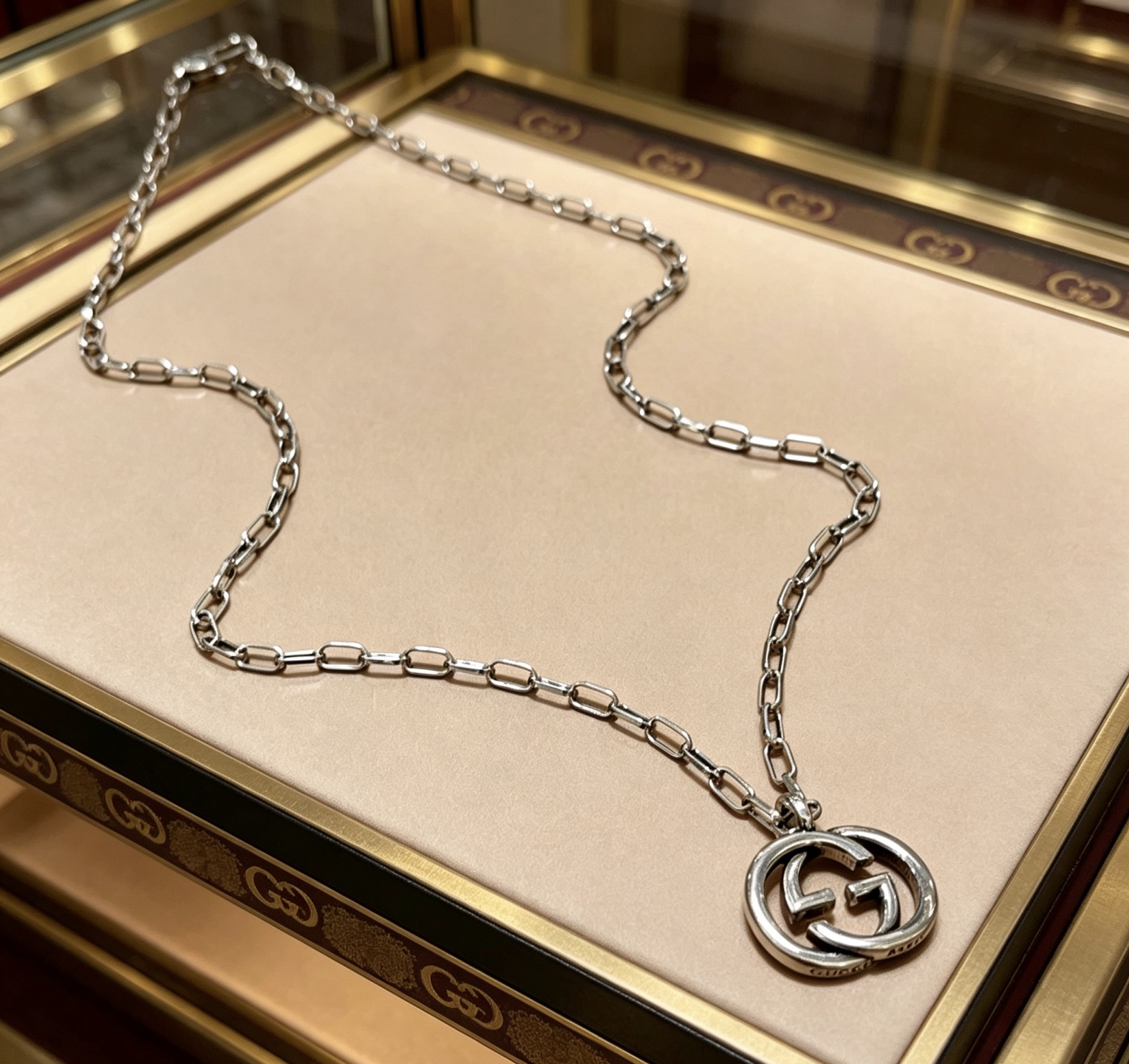 Gucci Anger Forest Necklace - cnluxepick