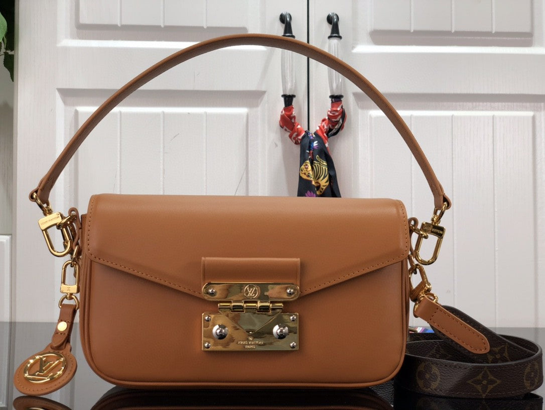 Louis Vuitton Swing 24Cm Hazelnut Brown