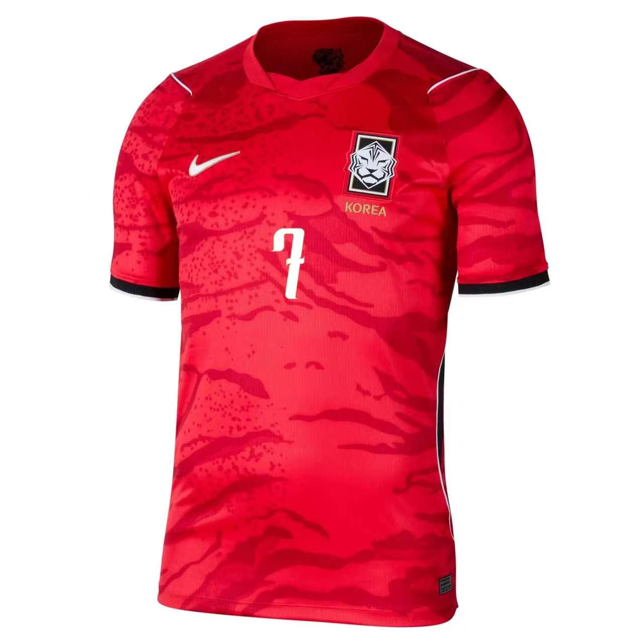 Son Heung-min, South Korea, 26/27 season home jersey