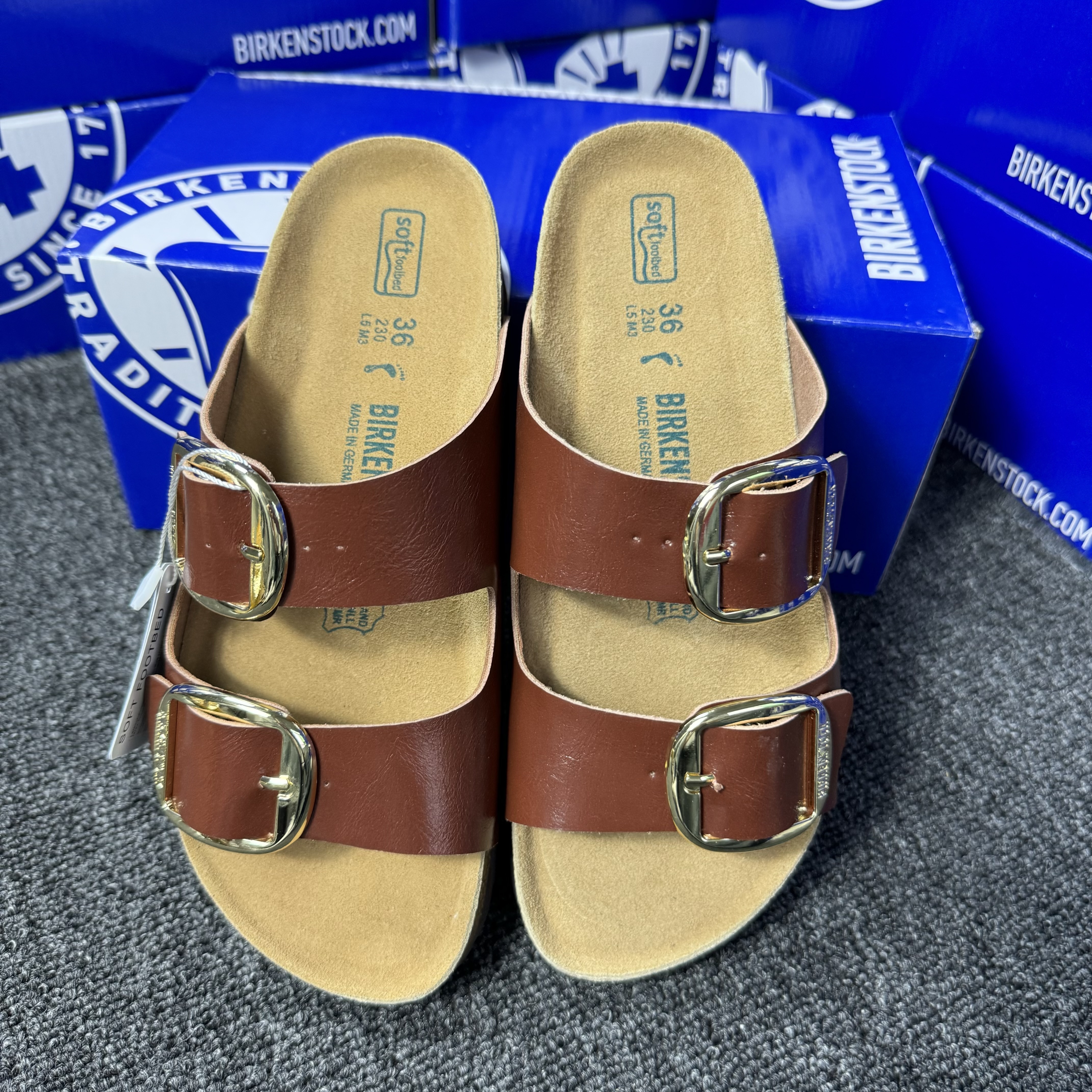 Birkenstock Arizona Leather Sandals