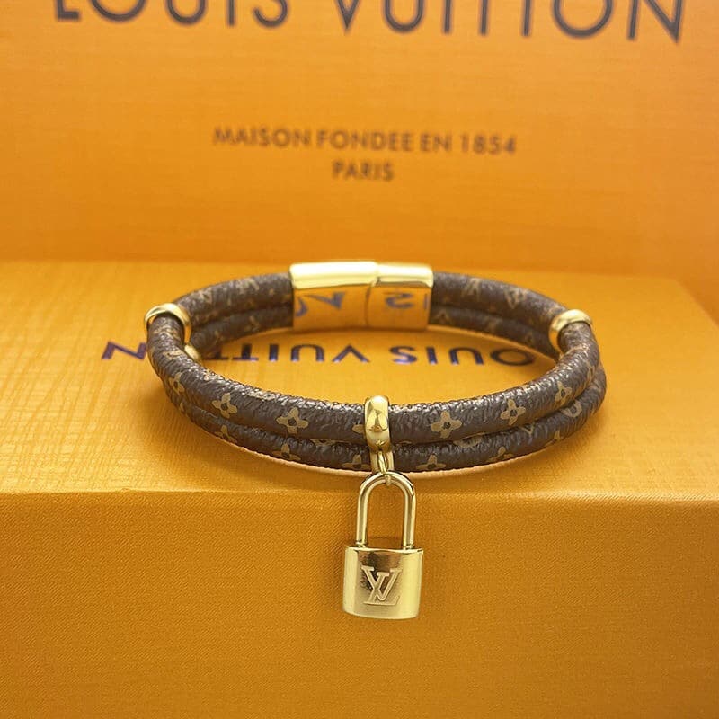 Louis Vuitton Keep It Twice Bracelet M8109E