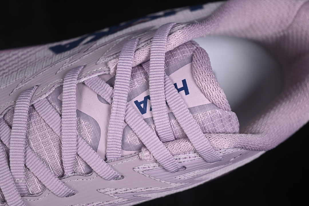 HOKA One One Challenger 8 GTX