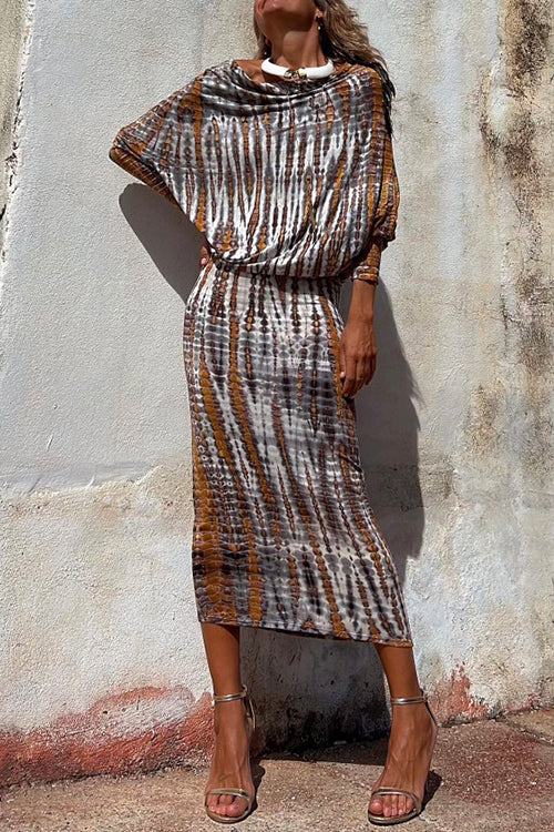 Tie-Dye Batwing Sleeve Midi DressClistos