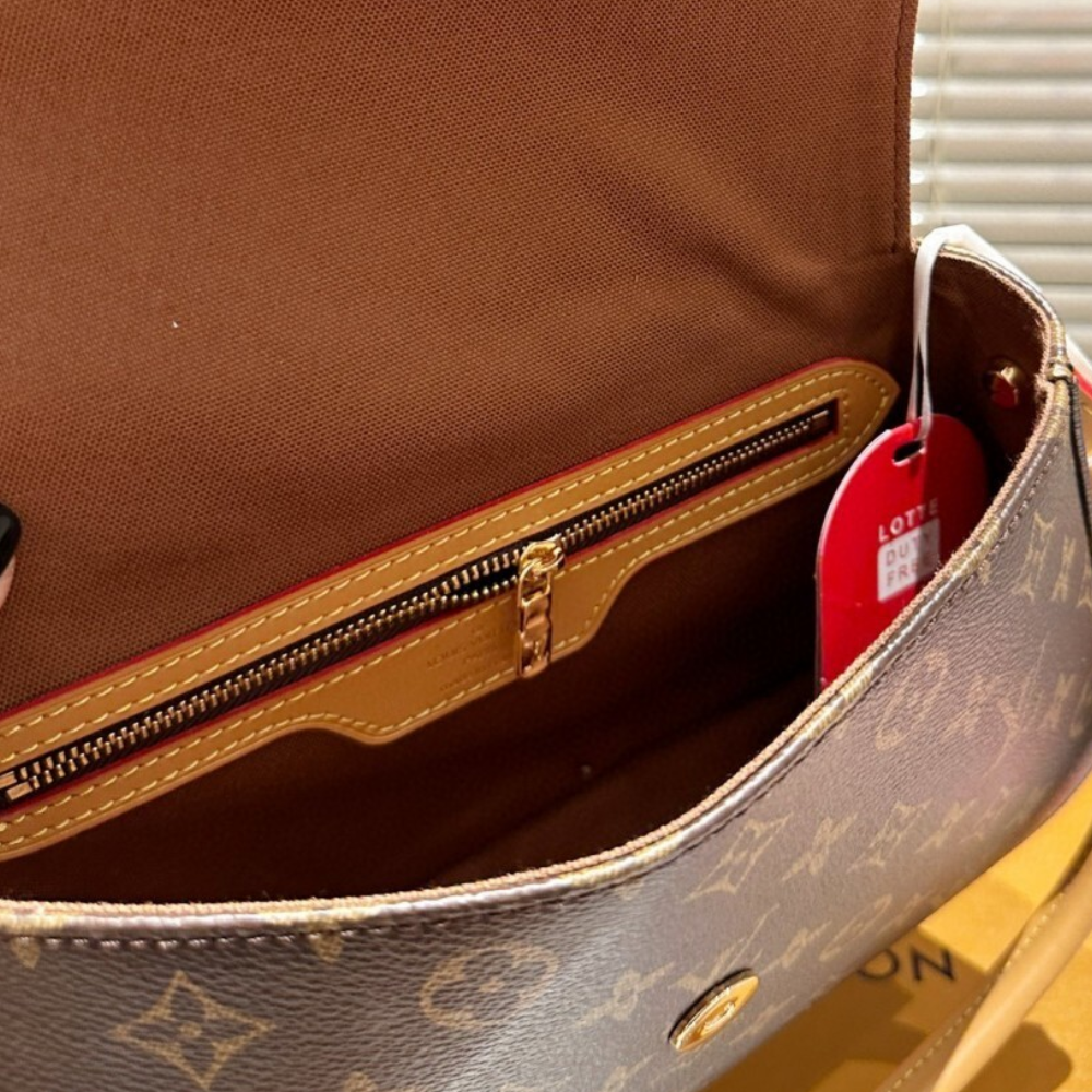 Louis Vuitton Looping Pm Monogram 11.8 Inches