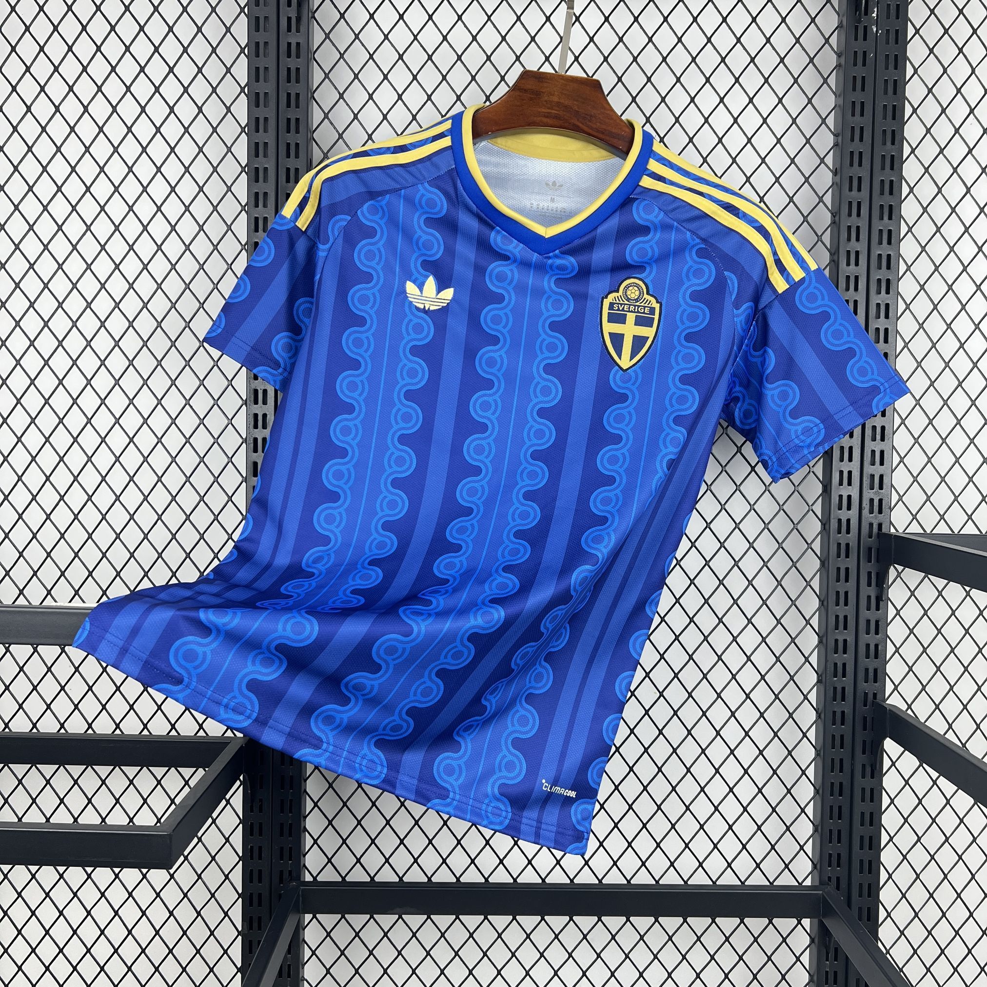 Suède maillot foot 2026 2027 Coupe Du Monde€14.99