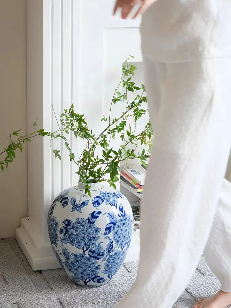 DC096 - Oriental Paris Grisaille Blue and White Porcelain 