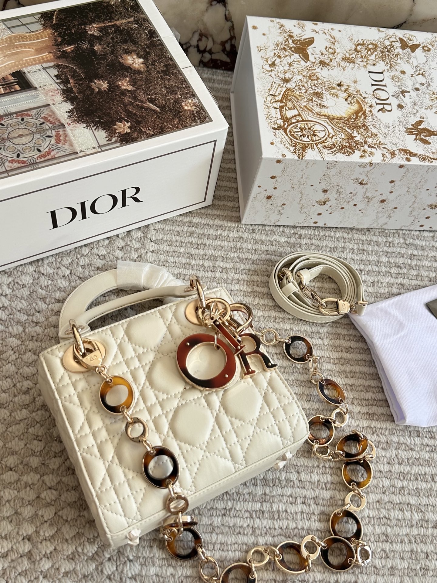 Dior Lady new tortoiseshell chain bag - cnluxepick