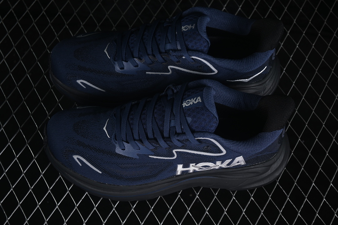 HOKA One One Clifton 10