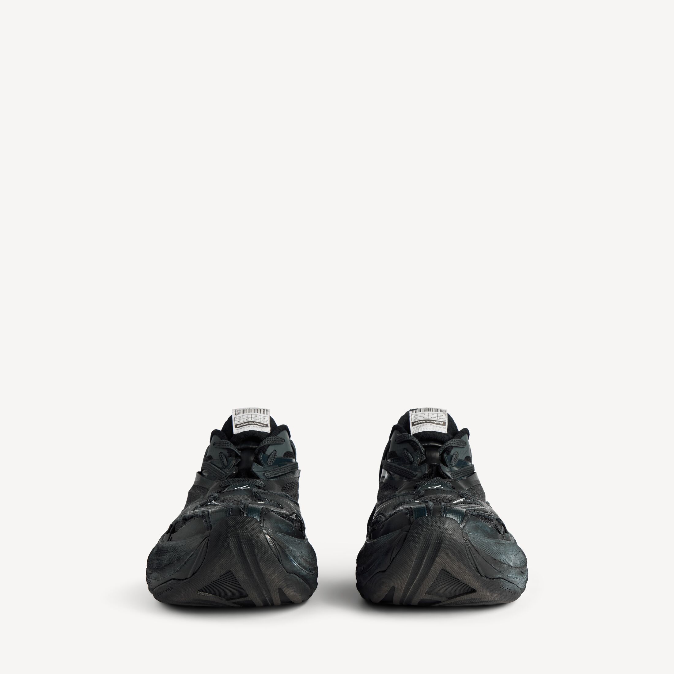 WOMEN'S JET SNEAKER IN BLACK