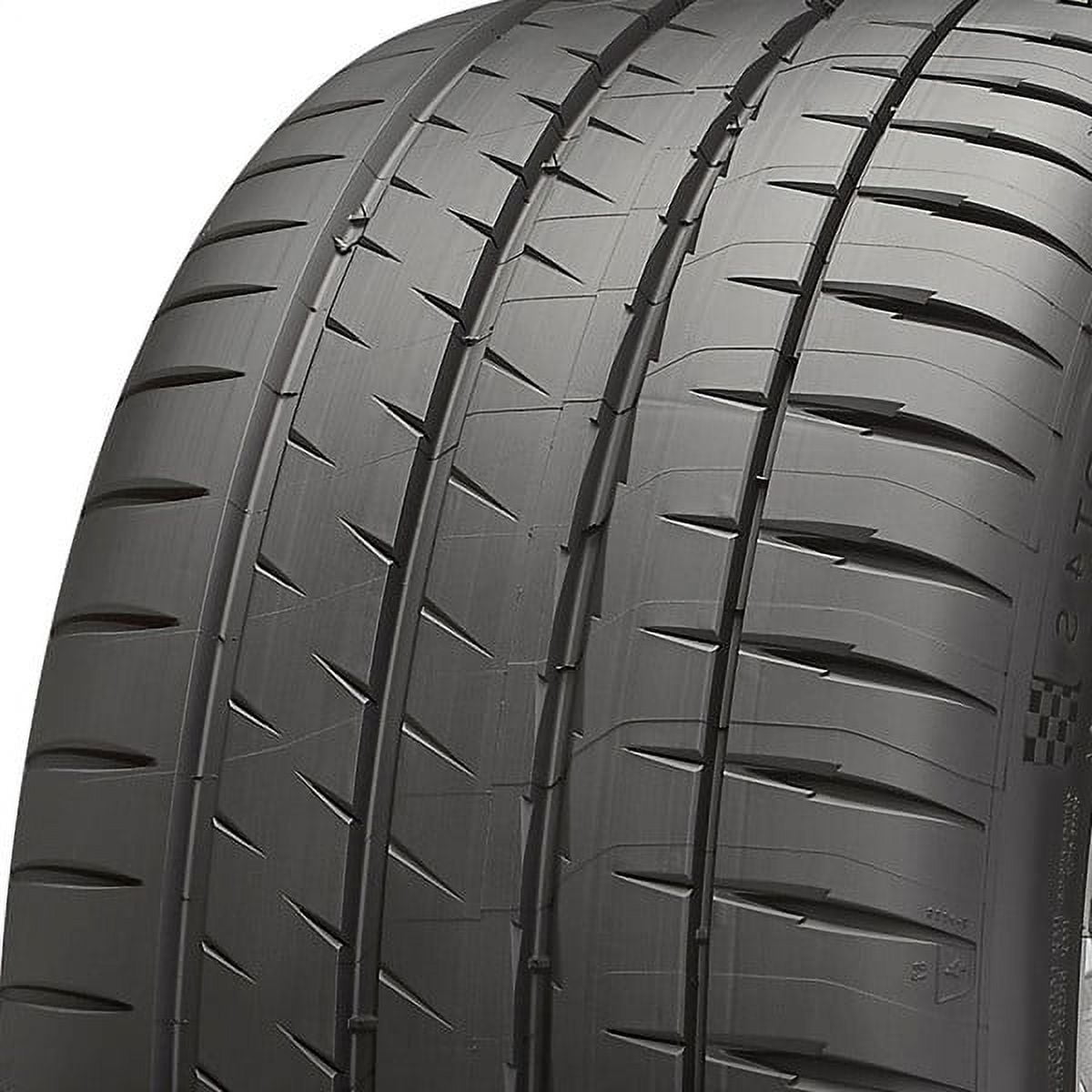 The 255/35ZR19 (96Y) XL passenger car tyre is suitable for the 2013 Audi A4 Quattro Premium Plus and the 2009-2014 Audi A4 Base