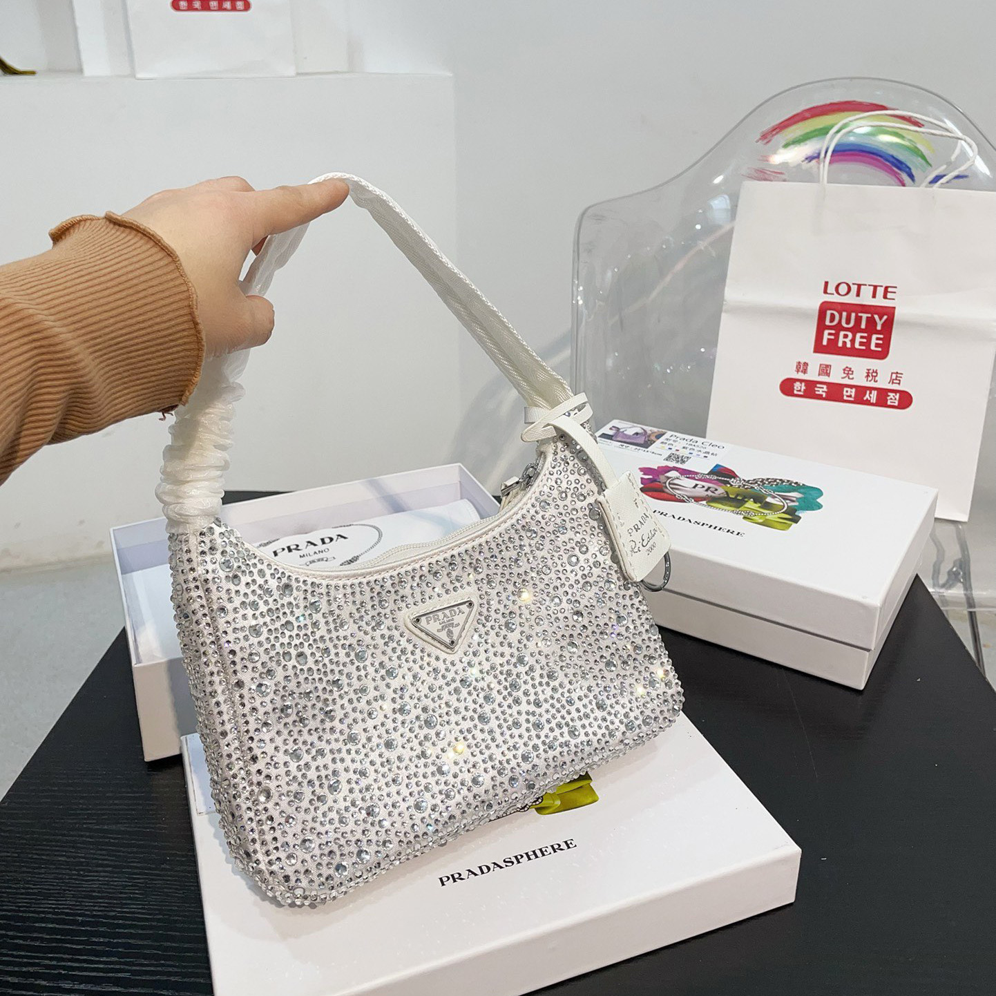 Prada Diamond armpit Bag - cnluxepick