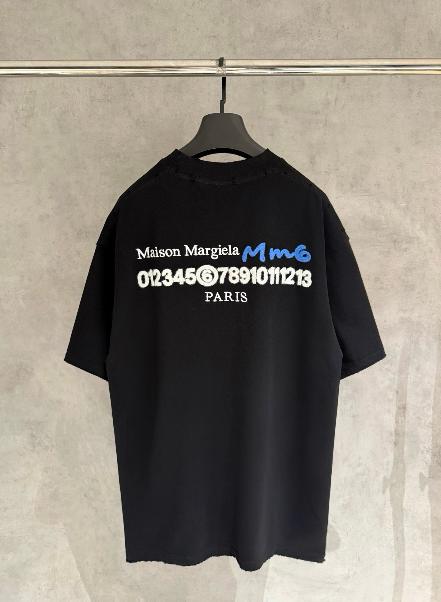 おしゃれで個性的メゾンマルジェラ  tシャツ コピーMaison Margiela 幅広いコーディネートに対応