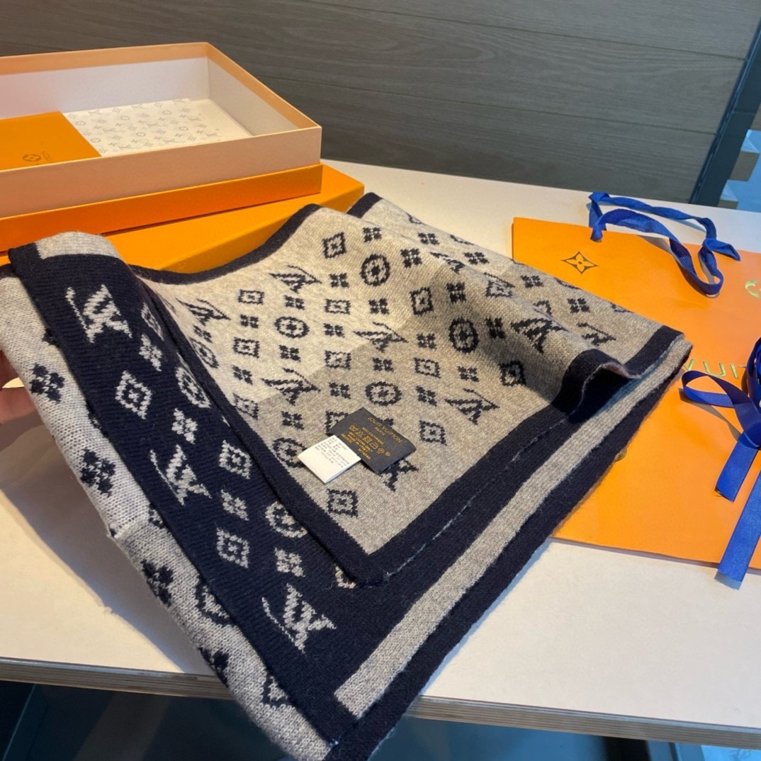Louis Vuitton Monogram Pattern Allover For Women 180cm