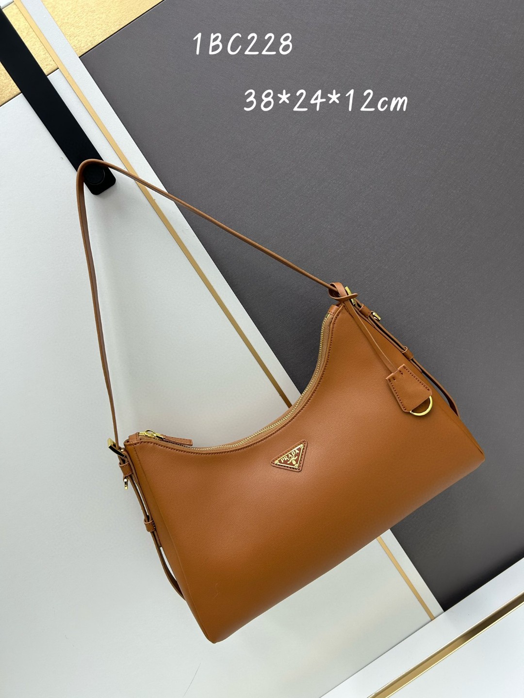 Prada medium Aimée shoulder bag - cnluxepick