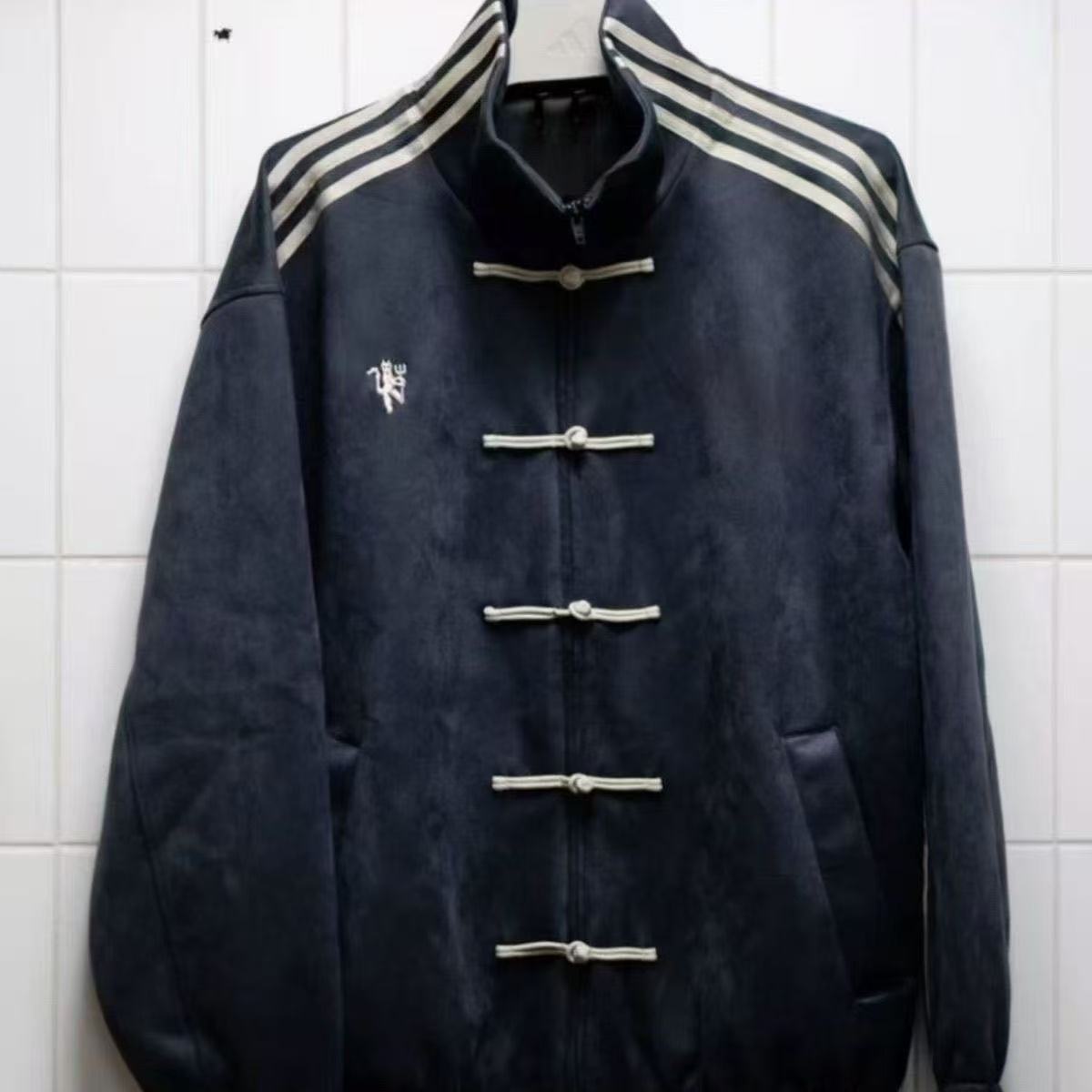 Manchester United Adidas Three Leaf Neutral Classic Year of the Horse New Chinese Suede Jacket
