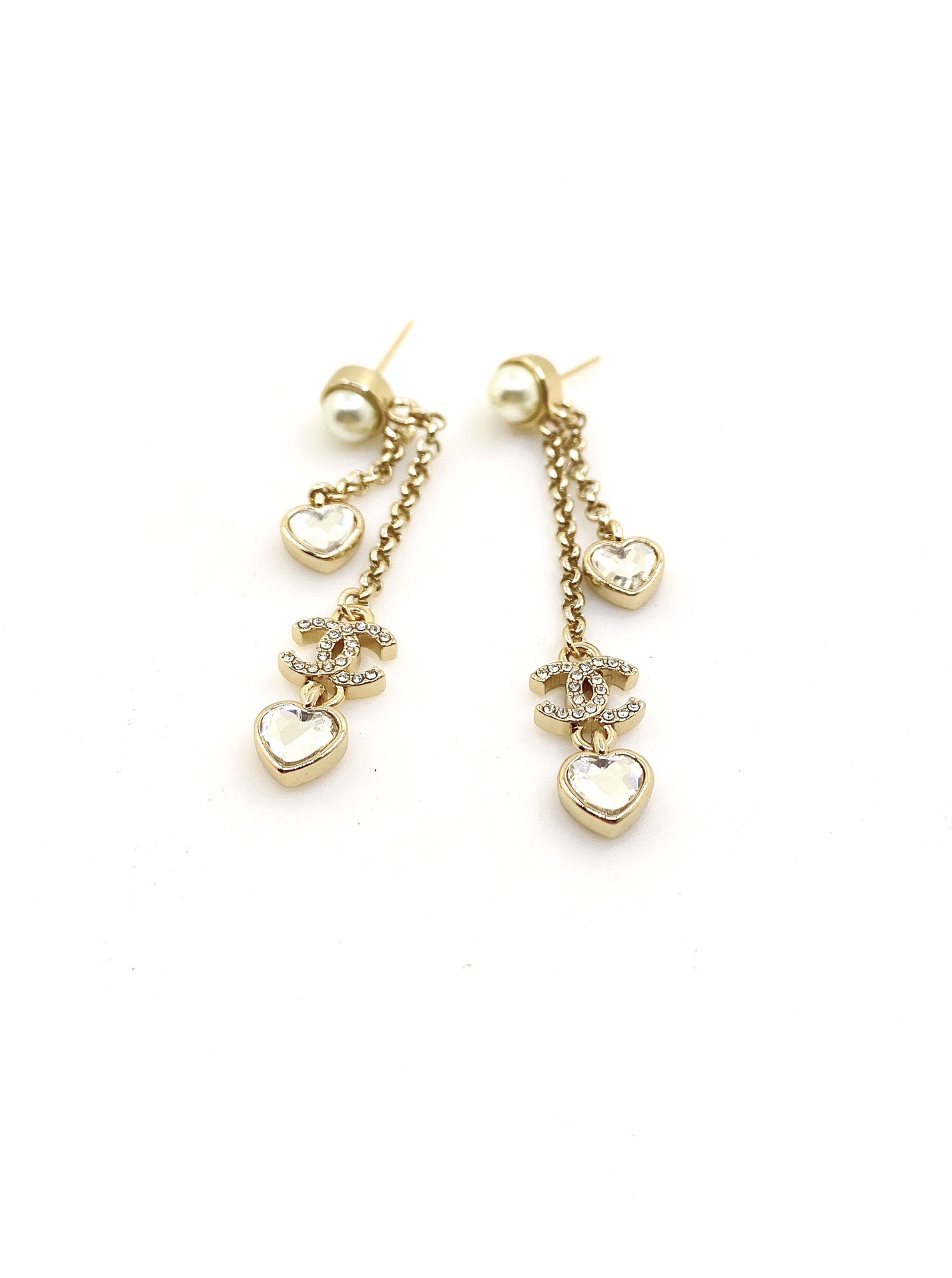 Chanel White Diamond Heart Tassel Earrings - cnluxepick