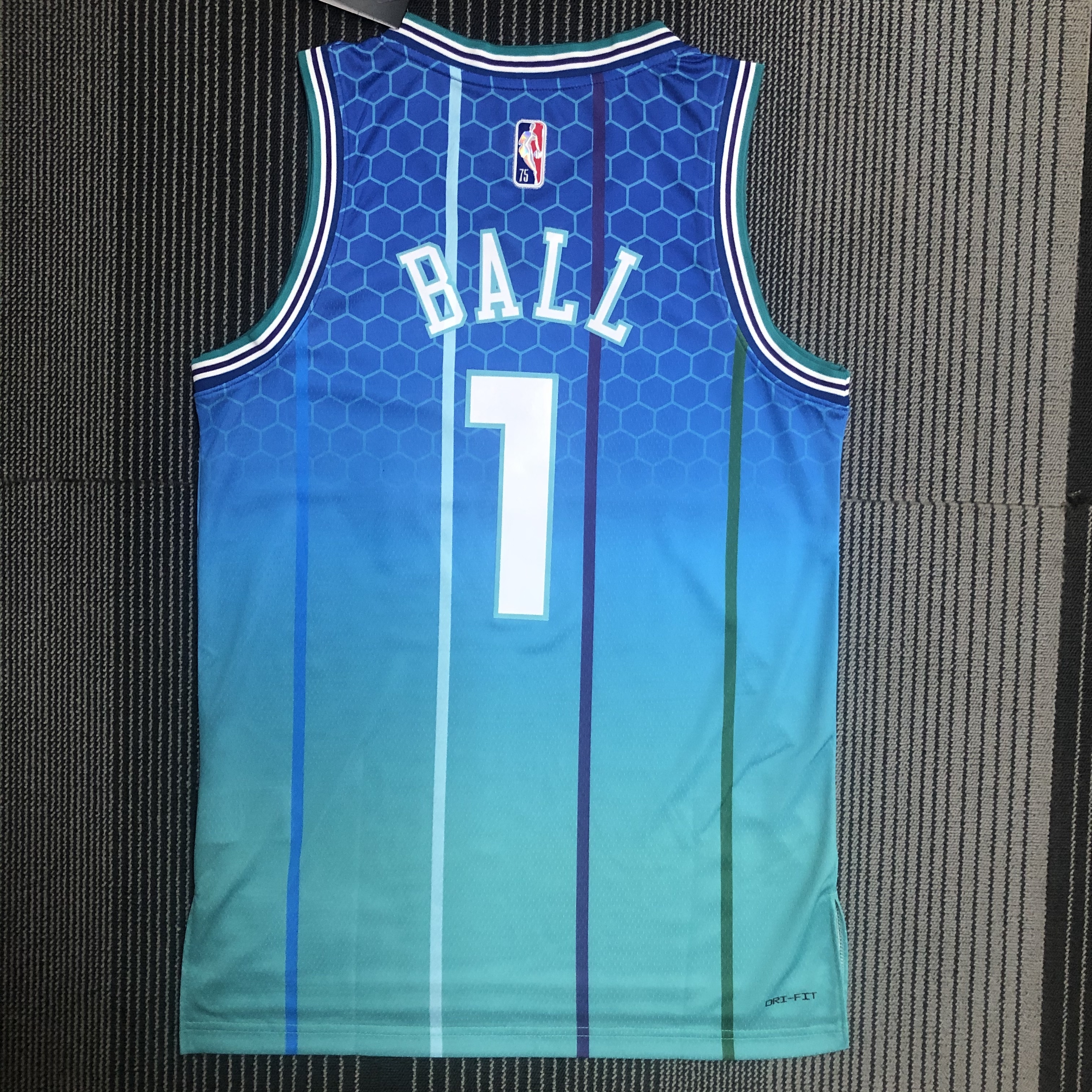 21 Season Hornets City Edition No.1 Ball
