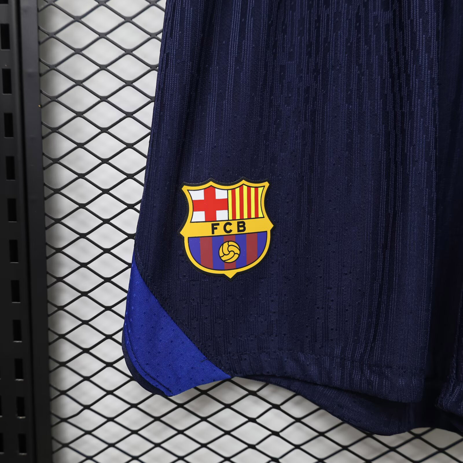 Player Version Shorts Barcelona 26/27 Home 4