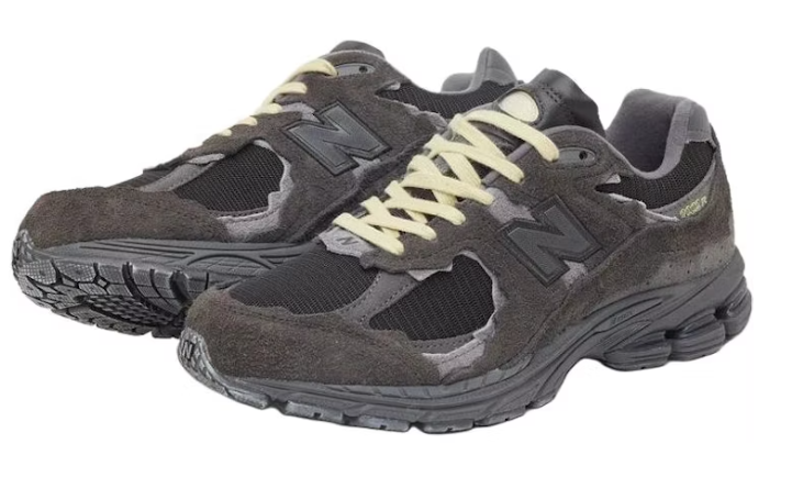 New Balance 2002R Protection Pack - Natural Blackened M2002RD5 Casual Running Shoes