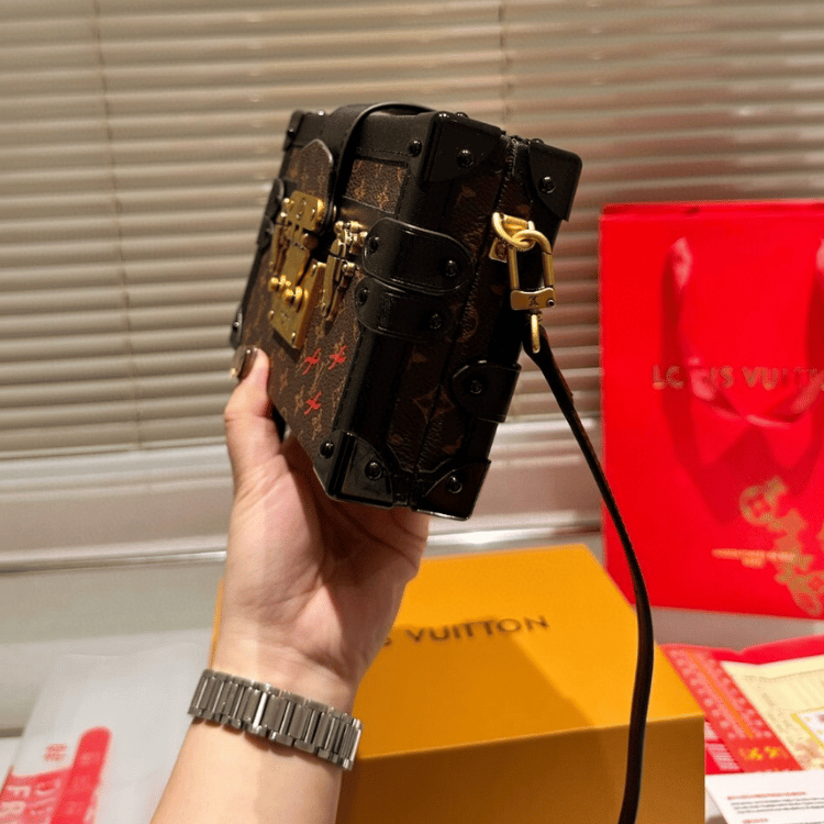 Louis Vuitton Petite Malle Monogram 7.9 Inches