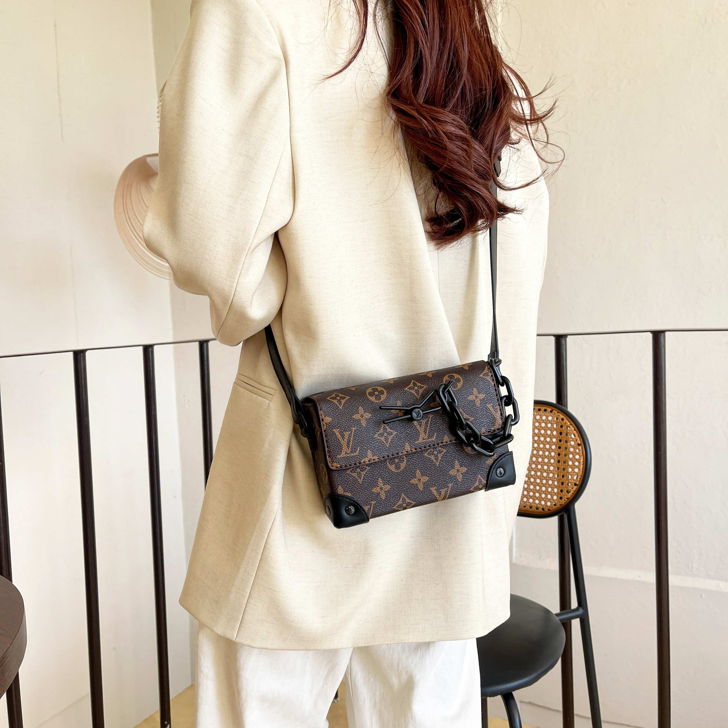 LV presbyopic chain embellished flap shoulder crossbody bag - cnluxepick