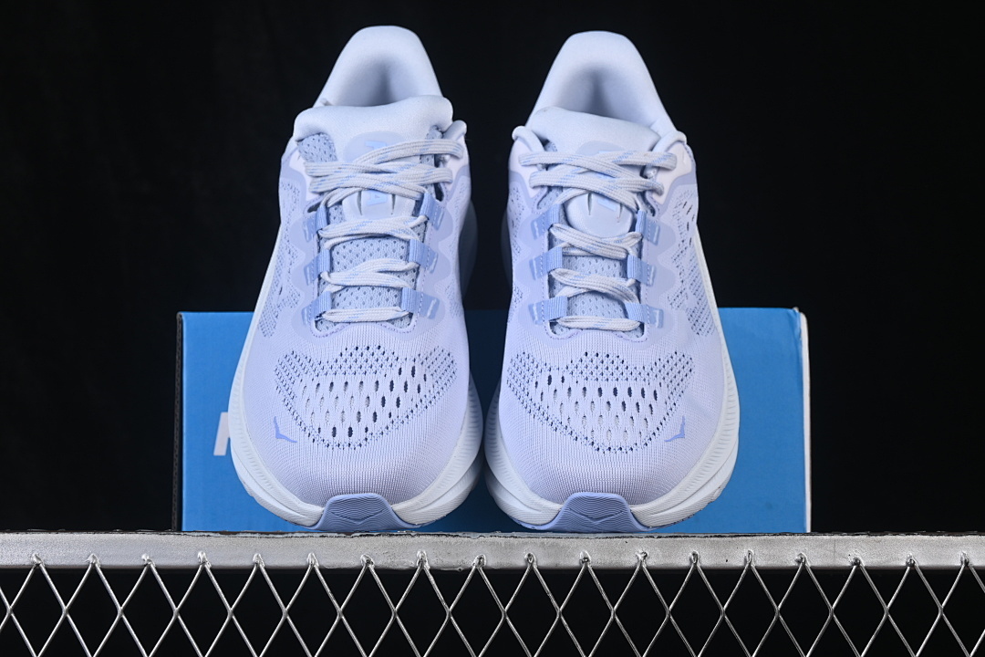 HOKA One One Kawana 2