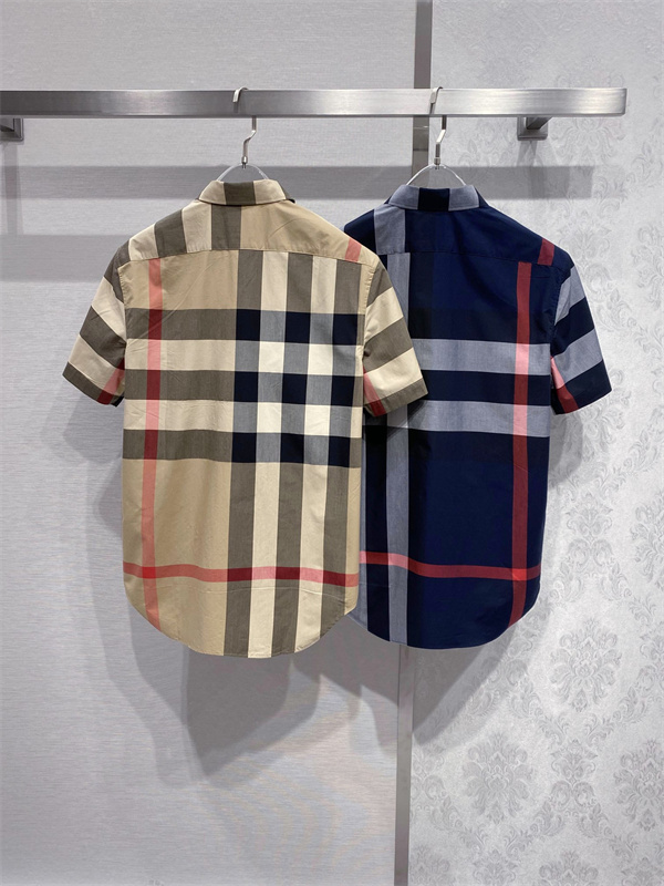 BURBERRY半袖シャツバーバリーコピー  チェック柄 おしゃれ  薄手 涼しい リラックスフィット
