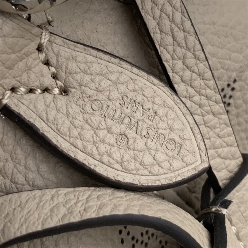 Louis Vuitton Bella 22Cm Grey