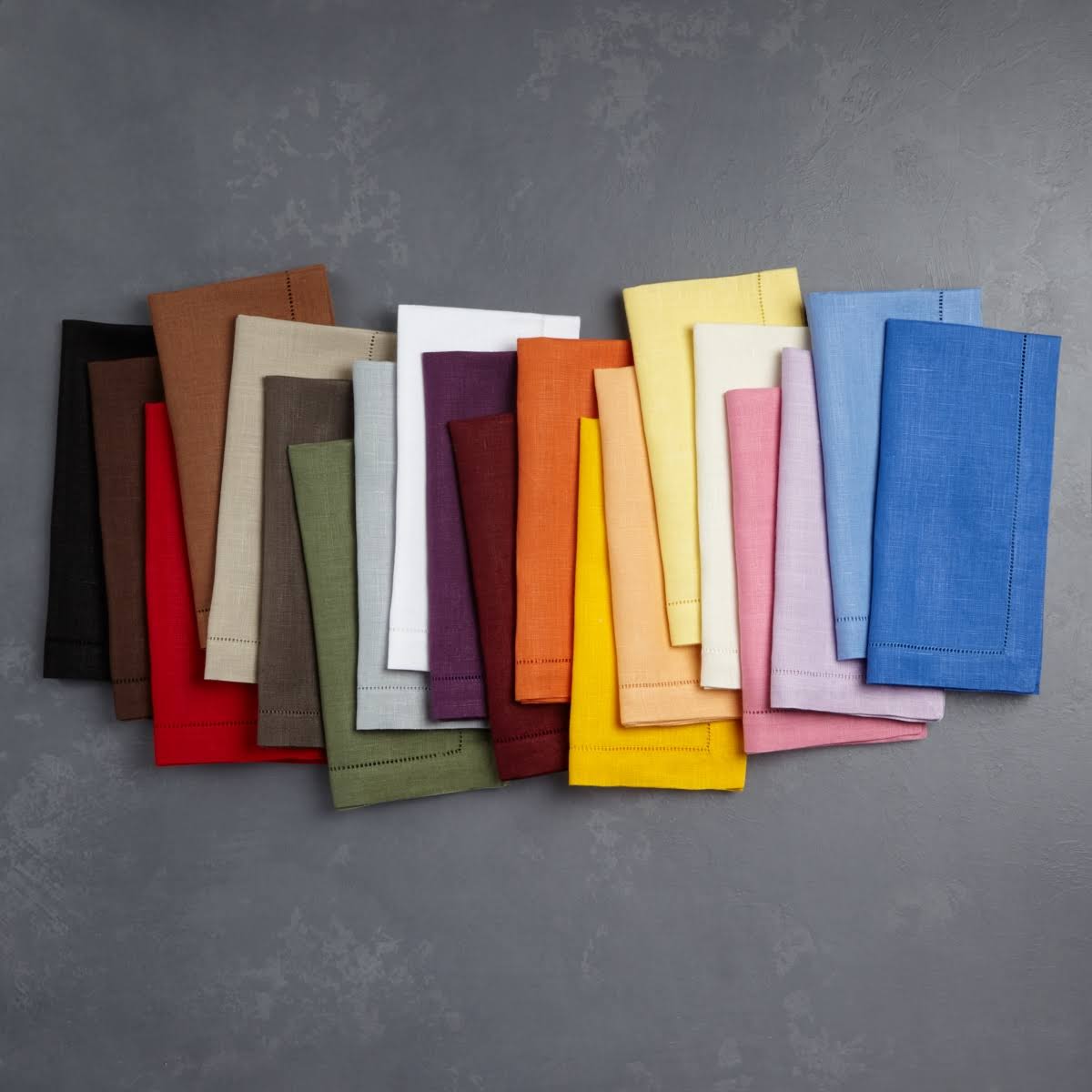 Sferra Festival Dinner Napkins, Set of 4 - Red