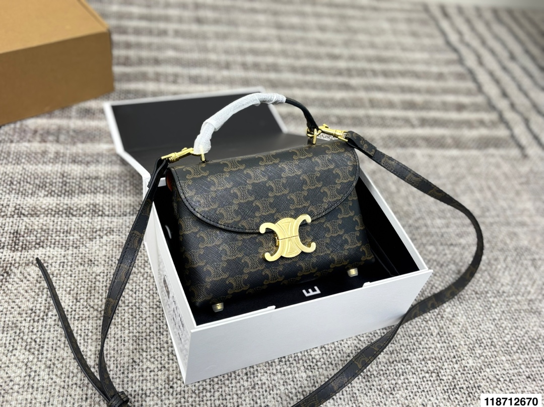 Celine Arc de Triomphe messenger bag - cnluxepick