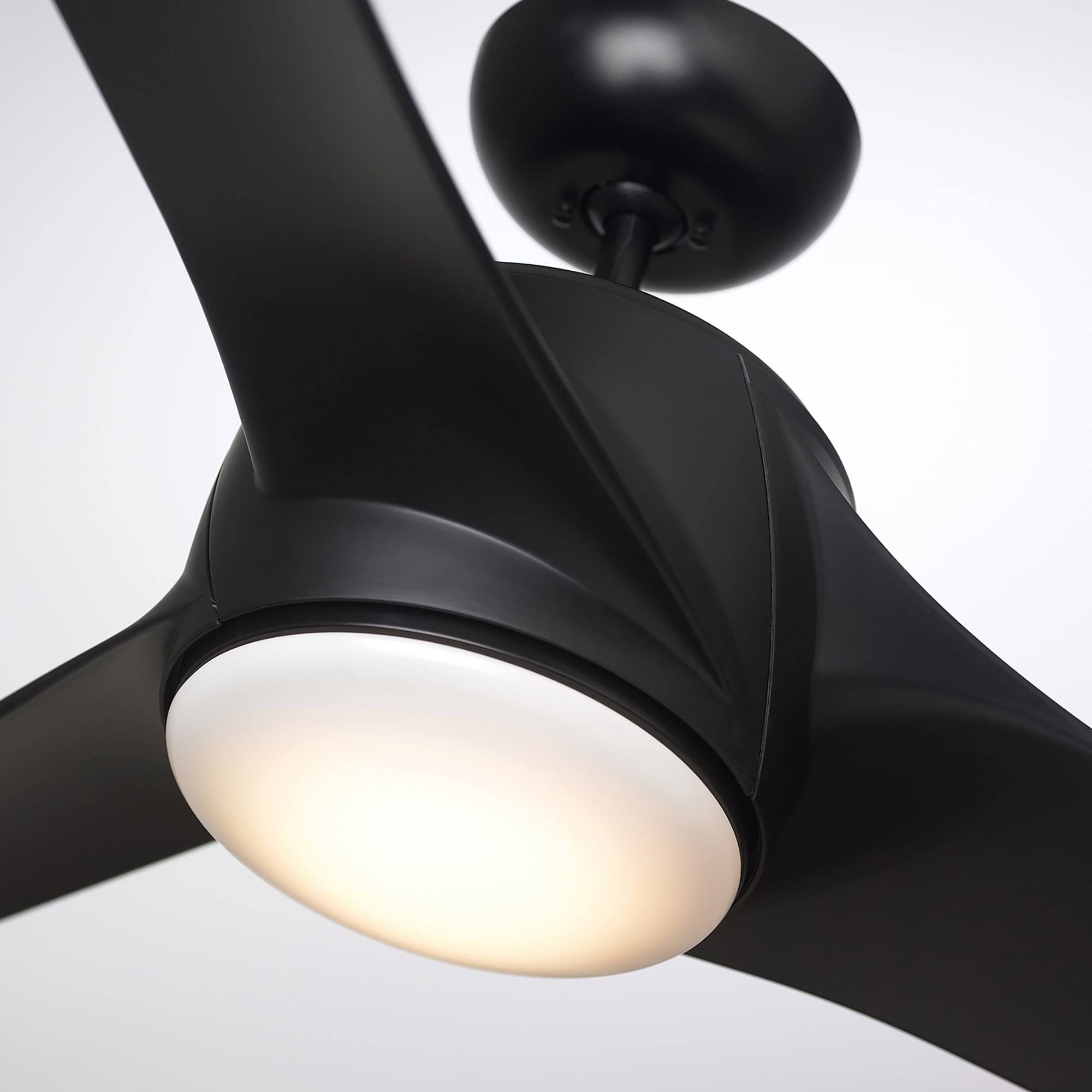 Emerson CF860PT Luray Eco 60 in. Platinum Ceiling Fan