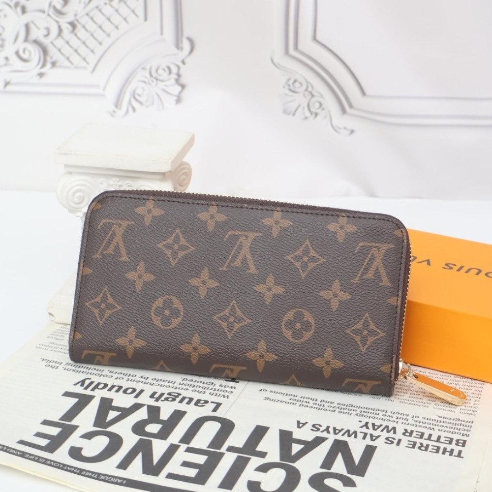 Louis Vuitton Zippy Wallet Vivienne Monogram Brown 7.7 Inches M81544