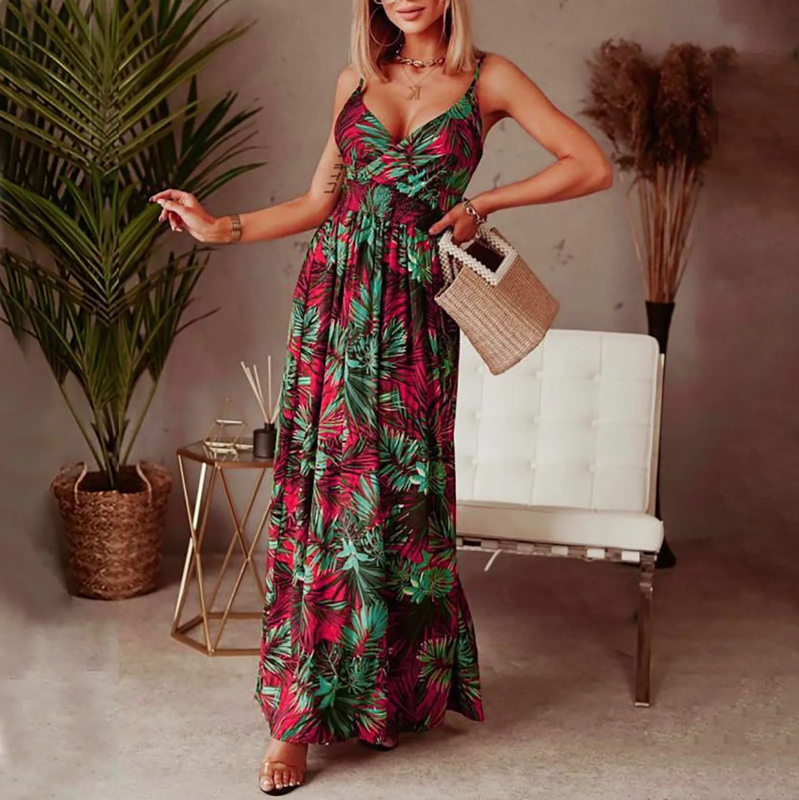 Elegant Backless Floral Maxi DressClistos