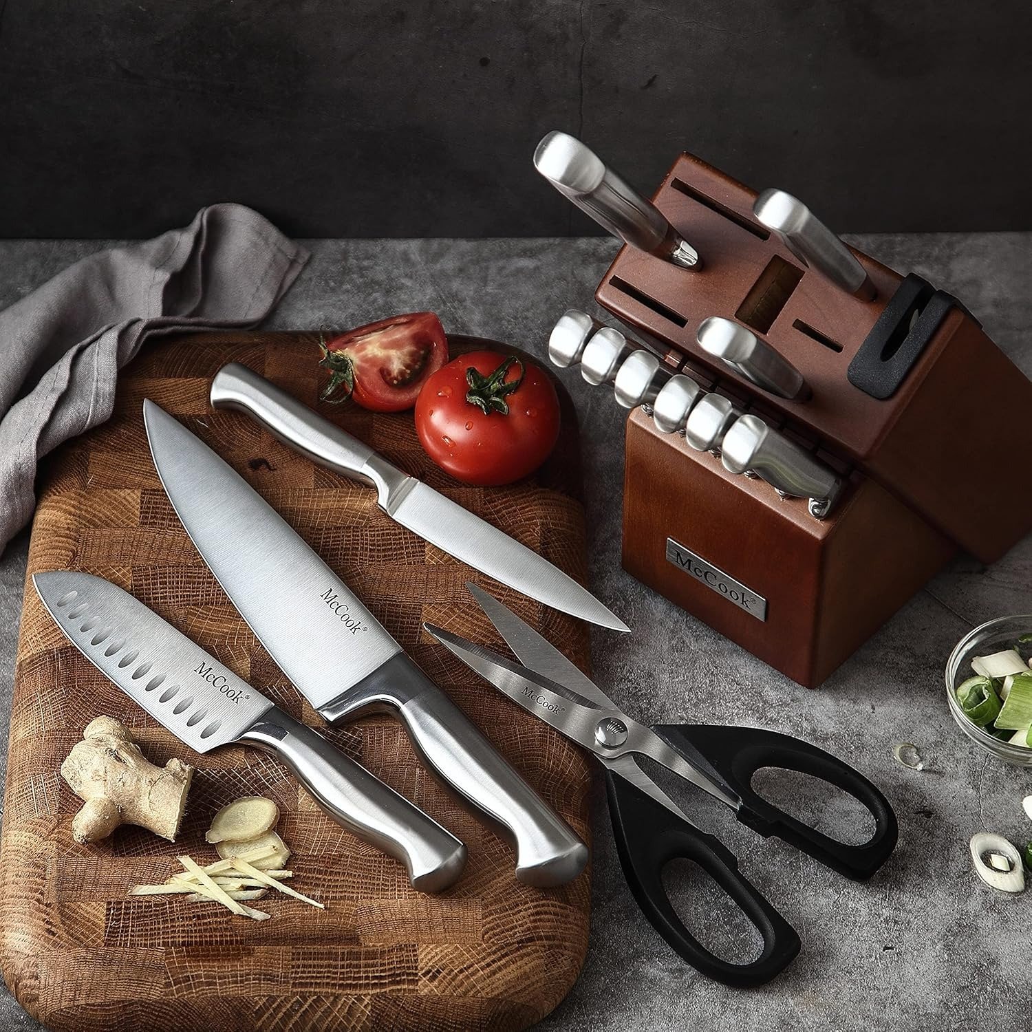15-Piece Kitchen Knife Block Set German High-Carbon Stainless Steel Built-in Sharpener