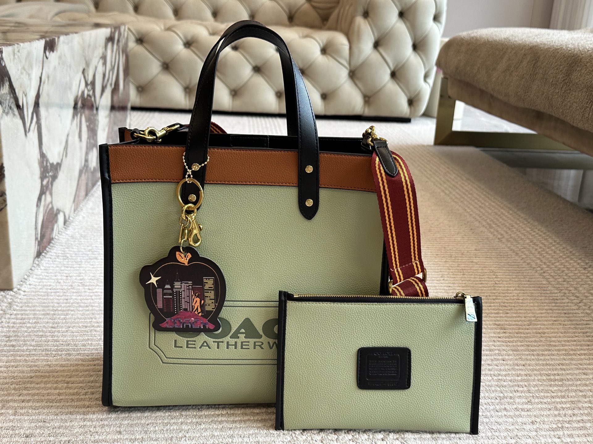 Coach Field Tote - cnluxepick